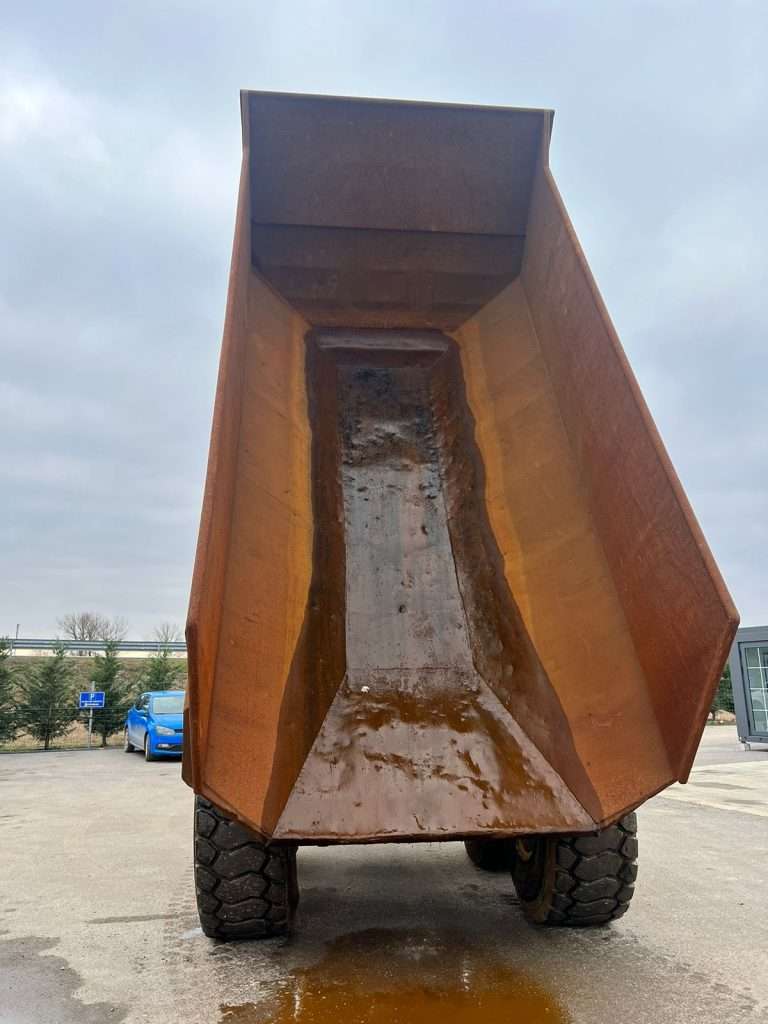 WhatsApp Image 2024-02-20 at 22.05.52_046dd32a