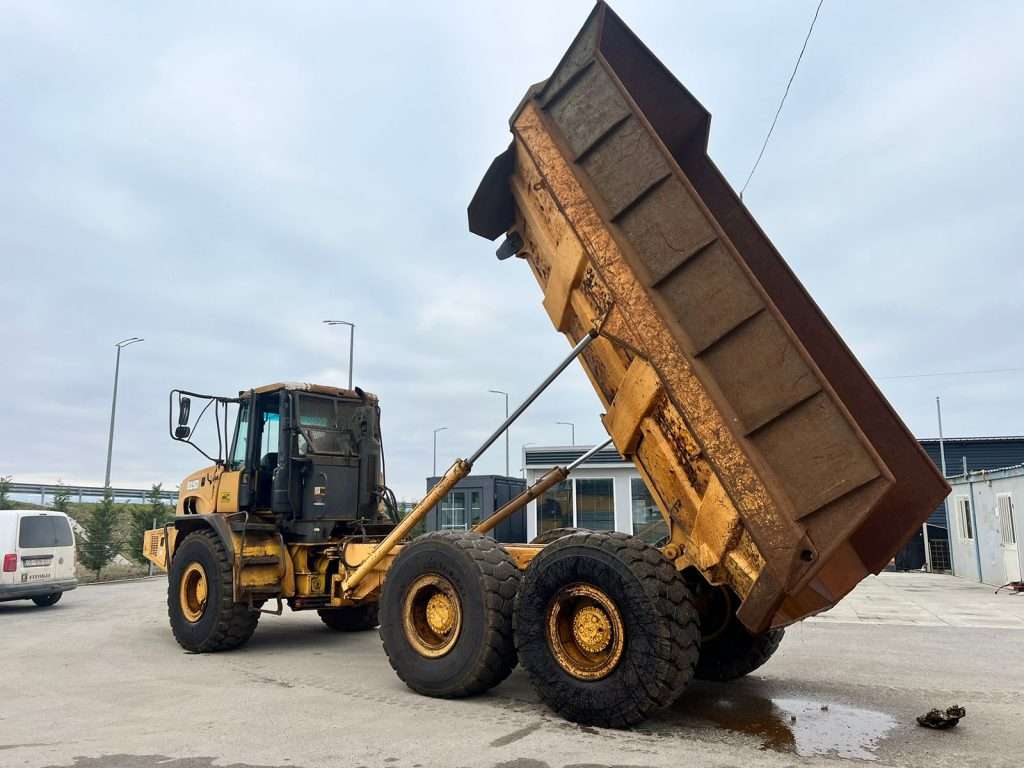 WhatsApp Image 2024-02-20 at 22.05.52_ff795ca3