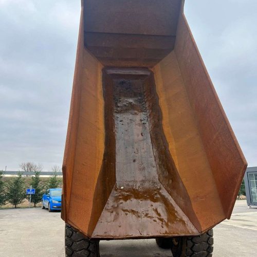 WhatsApp Image 2024-02-20 at 22.05.52_046dd32a